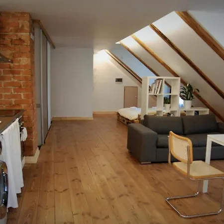 Hostel Amber Private *